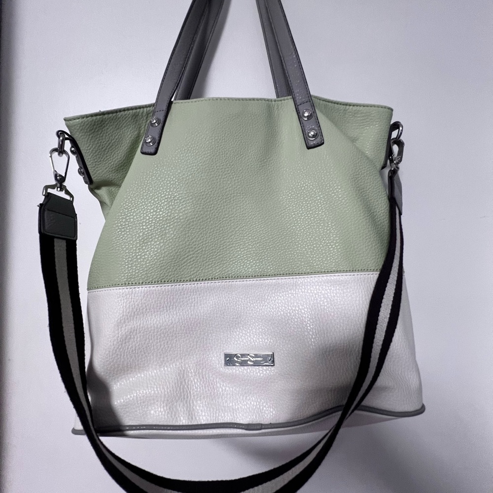 Jessica Simpson Mint Green and White Tote
